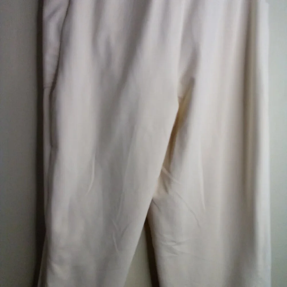 Fabletics Pants Joggers Women M Elastic Comfort Waist Active Side Pockets Cream